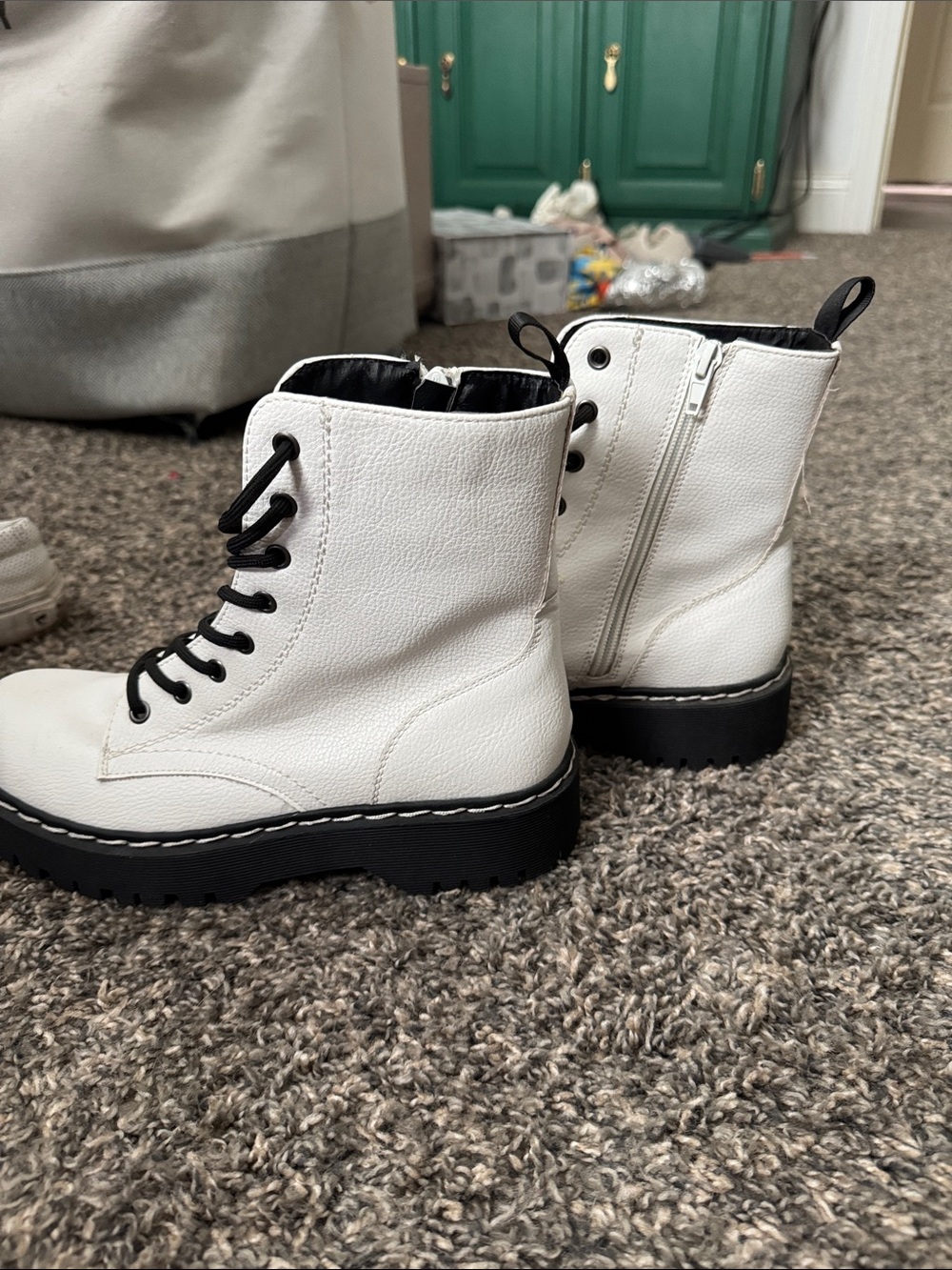 Sincerely Jules White Lace-Up Combat Boots with Black Laces - Picture 2 of 4
